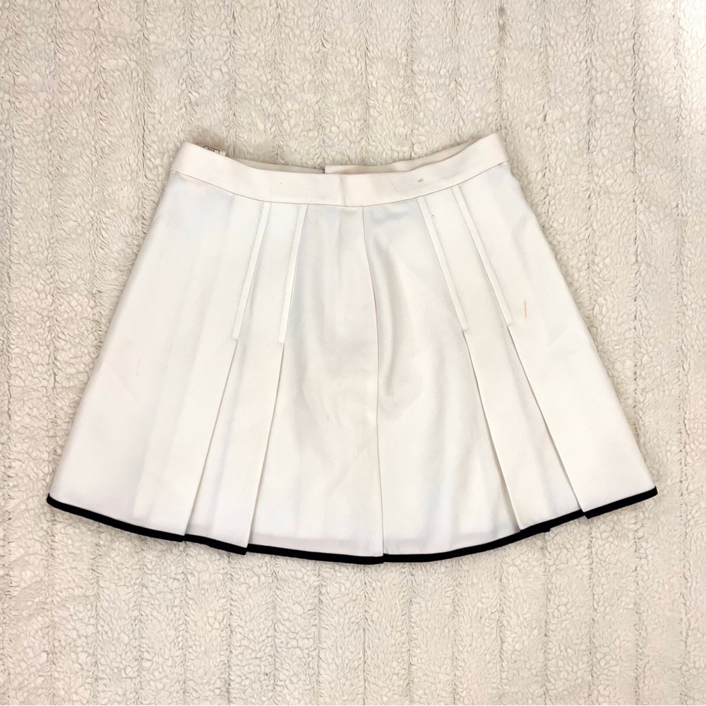 Vintage 80s/90s white pleated mini tennis skirt 🕊️